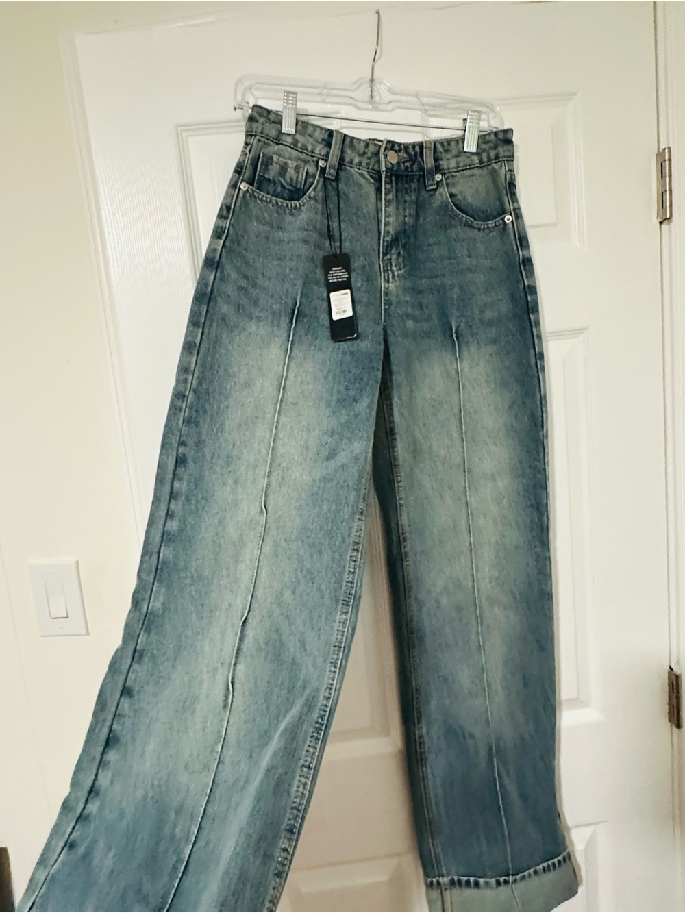 Wide Leg High-Rise Jeans in Faded Blue